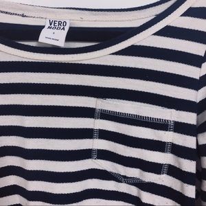 Vero Moda Tops - Vero Moda - navy&cream stripped sweater 💙 Vero Moda Tops - Vero Moda - navy&cream stripped sweater 💙